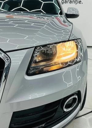 Audi Q5 - imagine 10