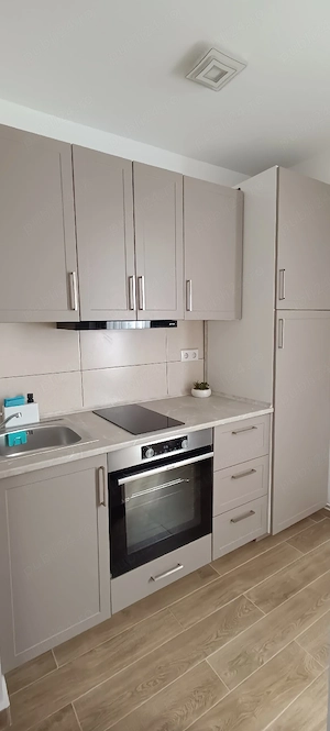 Inchiriez apartament cu o camera - imagine 6