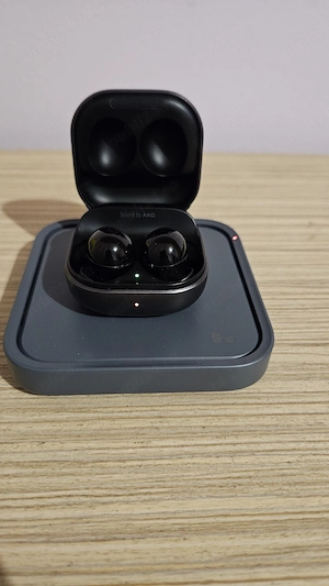 Căști Samsung Buds2 Pro. 