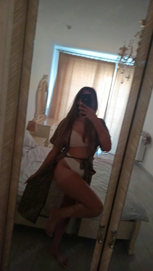 Buna,sunt o fata cu bun simt,fac si deplasari !!!