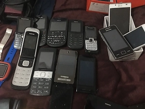 Telefoane pentru toate buzunarele 