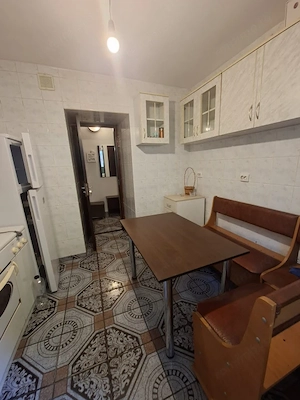 Apartament 2 camere, 54 mp, parter/4, balcon inchis, Rovine – gata de mutat! - imagine 4