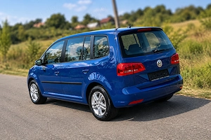 VW Touran 1.6TDi Facelift	-	Euro 5	|	Clima	|	Jante aliaj	|	Economic si Fiabil - imagine 4