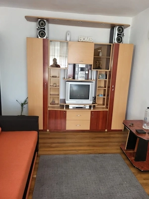 iINCHIRIERE SPATIU COMERCIAL - imagine 3