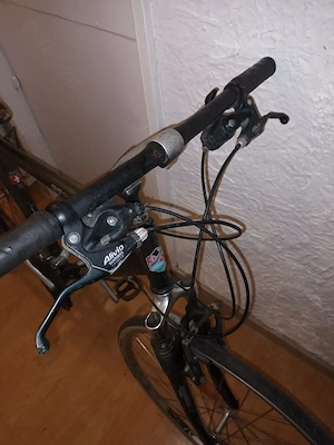bicicleta mondia cosmic roti 28