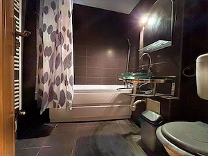 Apartament 3 camere GĂVANA  - imagine 12