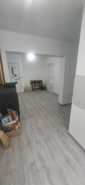 apartament 3 camere - imagine 3
