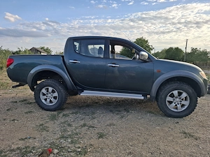 Mitsubishi L200  an2007 2,5 de vanzare - imagine 3