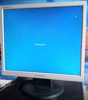 Monitor LCD 17"(43cm) Samsung SyncMaster 720N