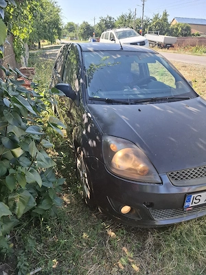 Ford Fiesta  - imagine 4