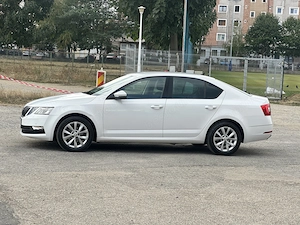 Skoda Octavia*1.6 diesel*af.2018*contract+fiscal pe loc*navigatie*Maxi-Dot ! - imagine 7