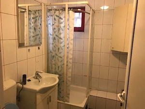 Ap de inchiriat zona central in spate la Hotelu Carpati 2 camere - imagine 4
