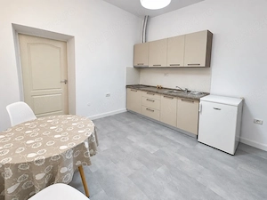 Apartament 1 cameră   Piața Unirii, pietonală | Proprietar | 0% comision | Centrală | AC - imagine 1
