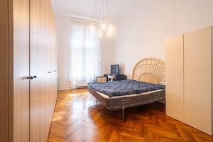 Închiriere apartament ultracentral cu parcare privată | 97 mp,