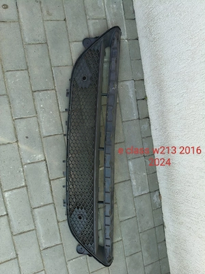Grila bara fata Mercedes E Class W213 2016-2023