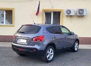 Nissan Qashqai Tekna 2.0 dCi 150 cp 4x4 an 2009 unic propietar in tara toate actele la zi fiscal  - imagine 4