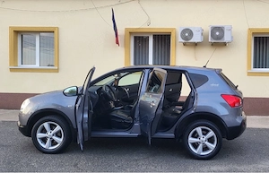Nissan Qashqai Tekna 2.0 dCi 150 cp 4x4 an 2009 unic propietar in tara toate actele la zi fiscal  - imagine 6