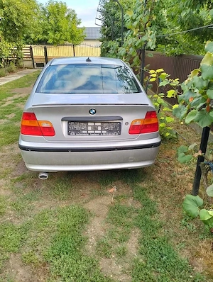 dezmembrez BMW 320 i - imagine 3