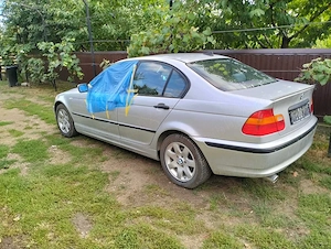 dezmembrez BMW 320 i - imagine 2