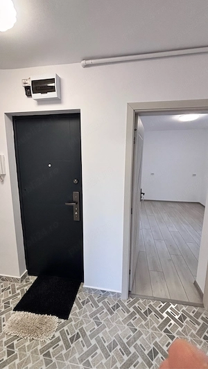 Vand apartamnet 3 camere  - imagine 2