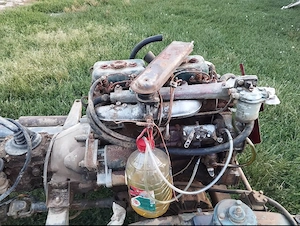 Vând motor cu șasiu ARO 243 cu carte de identitate