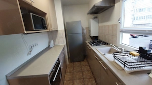 Persoana fizica, inchiriez apartament cu 3 camere decomandate, etaj 1, zona Pacurari (Moara de Foc) - imagine 5