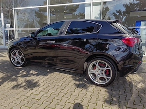 Alfa Romeo Giulietta 1.4 turbo benzina  - imagine 3