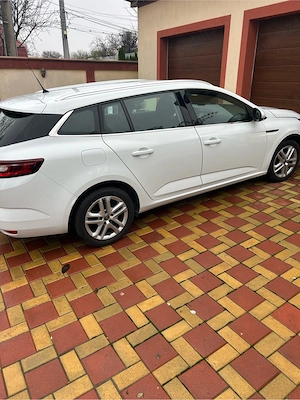 Renault Megane - imagine 5