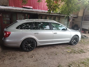 Skoda Superb - imagine 7