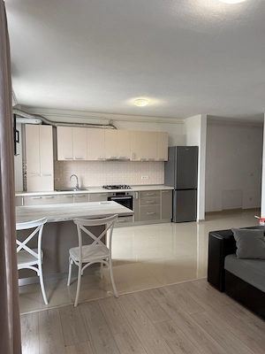Ap 2 camere de închiriat | Calea Timișoarei | Etaj 4/6 | Parcare - imagine 2