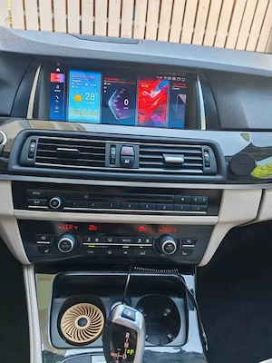 BMW 520d Luxury 3 butoane distronic head up harman kardon trapa - imagine 6