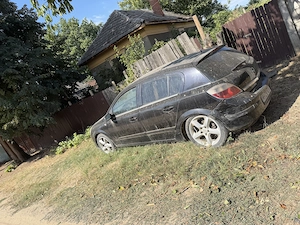 Vând Opel Astra H, motor 1.7,an 2004,caroserie hatchback.