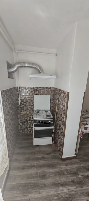 Închiriez apartament Roșiori de Vede  - imagine 2