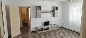Închiriez apartament Roșiori de Vede  - imagine 4