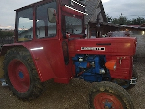 Tractor 445 cu plug   . - imagine 2