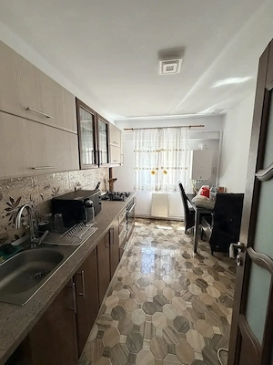 Inchiriez apartament 3 camere ultracentral - zona ANAF   Politie - imagine 9