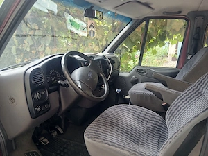 Ford transit tourneo 8 locuri - imagine 3