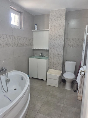 Apartament ultracentral cu 3 camere de inchiriat - imagine 3