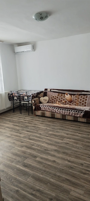 Închiriez apartament Roșiori de Vede  - imagine 9