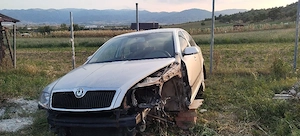 De vânzare Skoda Octavia avariată 1.6 mpi - imagine 2