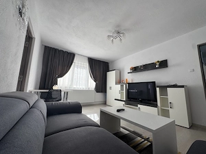 Inchiriez apartament cu 2 camere - imagine 2