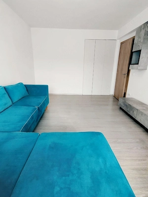 Vând apartament 2 camere Tractorul - imagine 7