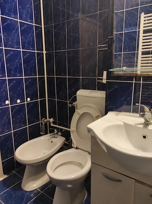 Proprietar. Închiriez apartament 2 camere ,decomandat zona gara Constanta. - imagine 9