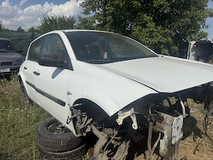   Fata completa Renault Megane 2 [2002 - 2008 Hatchback - imagine 2
