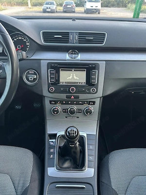 Vand VW Passat B7 2.0TDI 140Cp euro5 - imagine 9