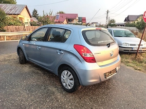 Hyundai i20  - imagine 4