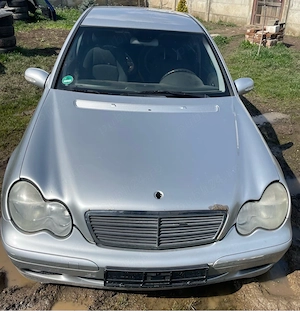 motor 2.2 diesel mercedes w203 c class - imagine 2
