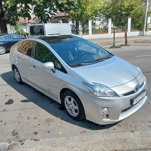 vand toyota prius - imagine 7
