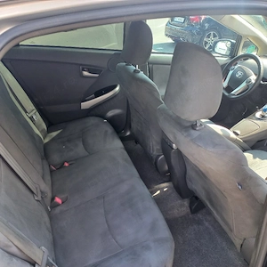 vand toyota prius - imagine 3