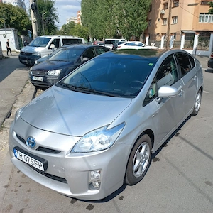 vand toyota prius - imagine 6